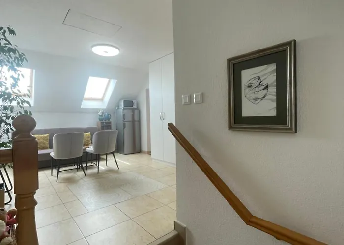 Dori Nocleg ze śniadaniem 4*